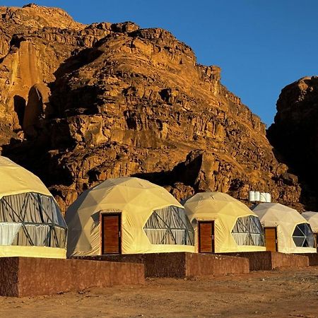 Wadi Rum Al-Omar Hotell Eksteriør bilde