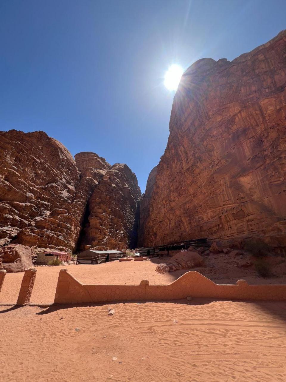 Wadi Rum Al-Omar Hotell Eksteriør bilde